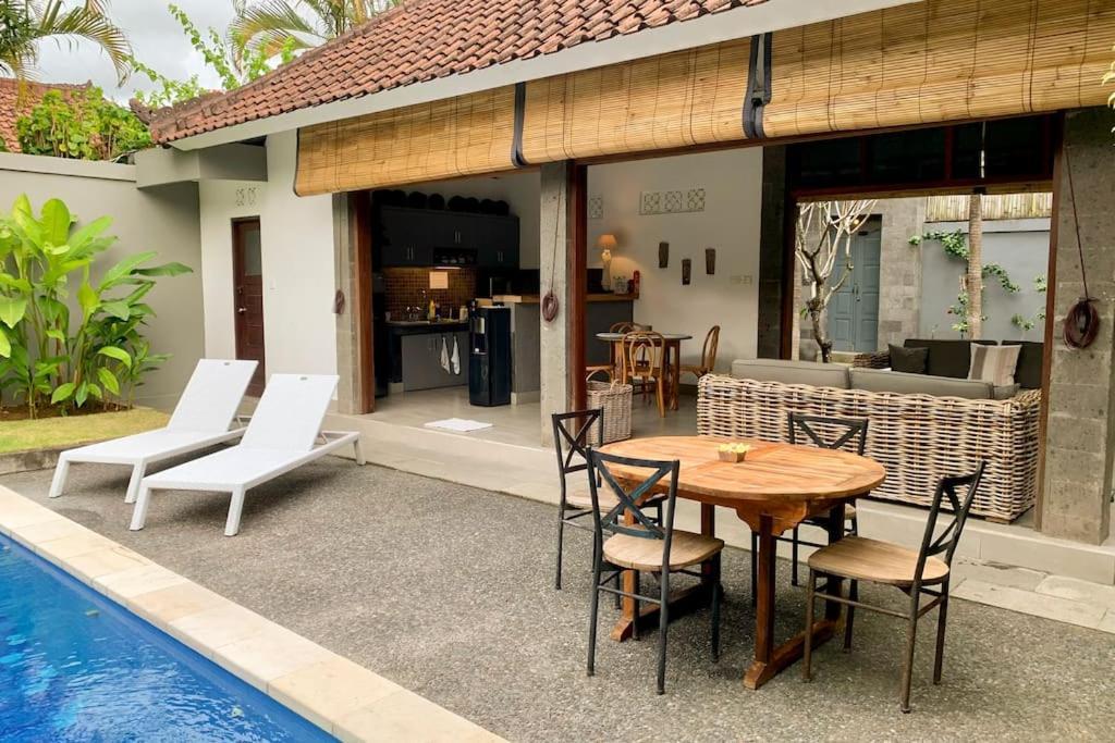 Dharma 2 Bedrooms In Seminyak (Bali)